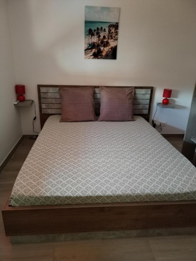 Chez Monblanc Villa Сен-Жозеф Екстериор снимка