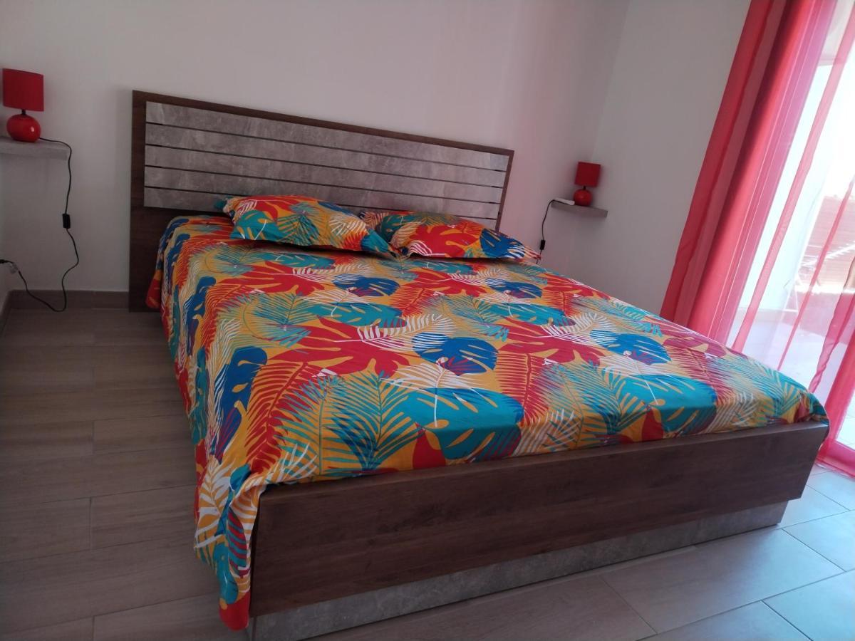 Chez Monblanc Villa Сен-Жозеф Екстериор снимка