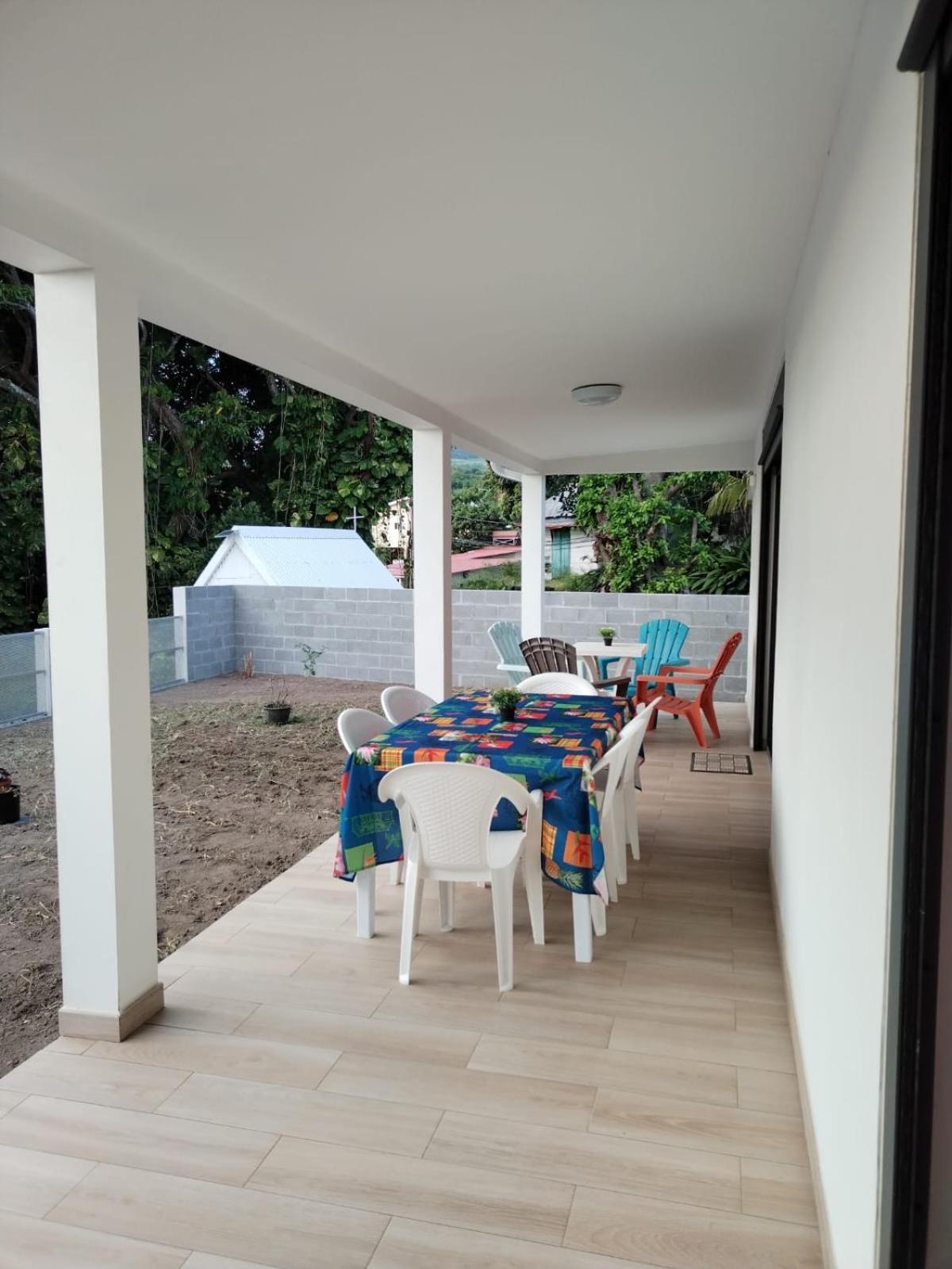 Chez Monblanc Villa Сен-Жозеф Екстериор снимка